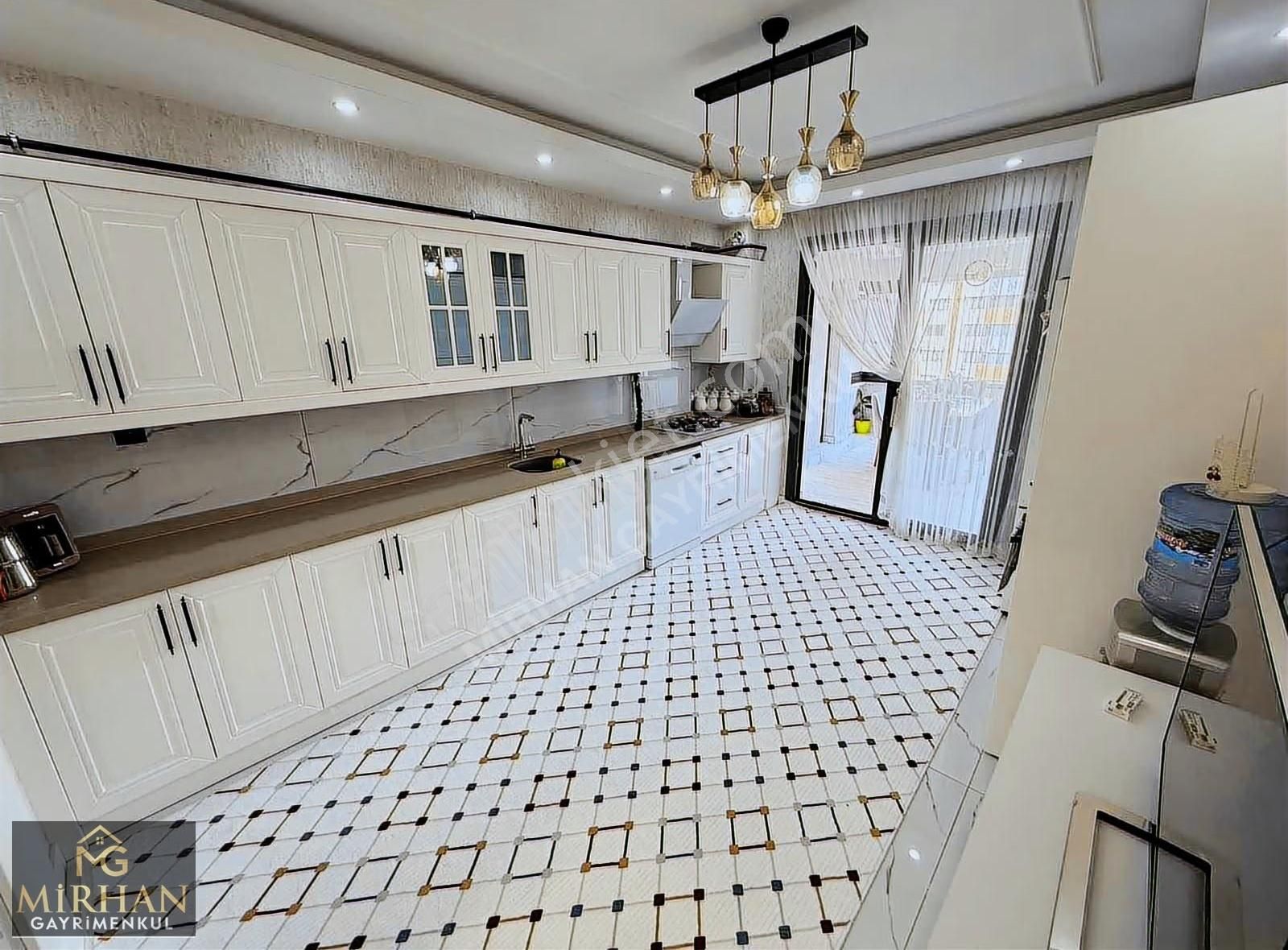İbni Sina Mah. 3.5+1 Giyinme Odalı Satılık Ara Kat Akıllı Daire - Görsel 7