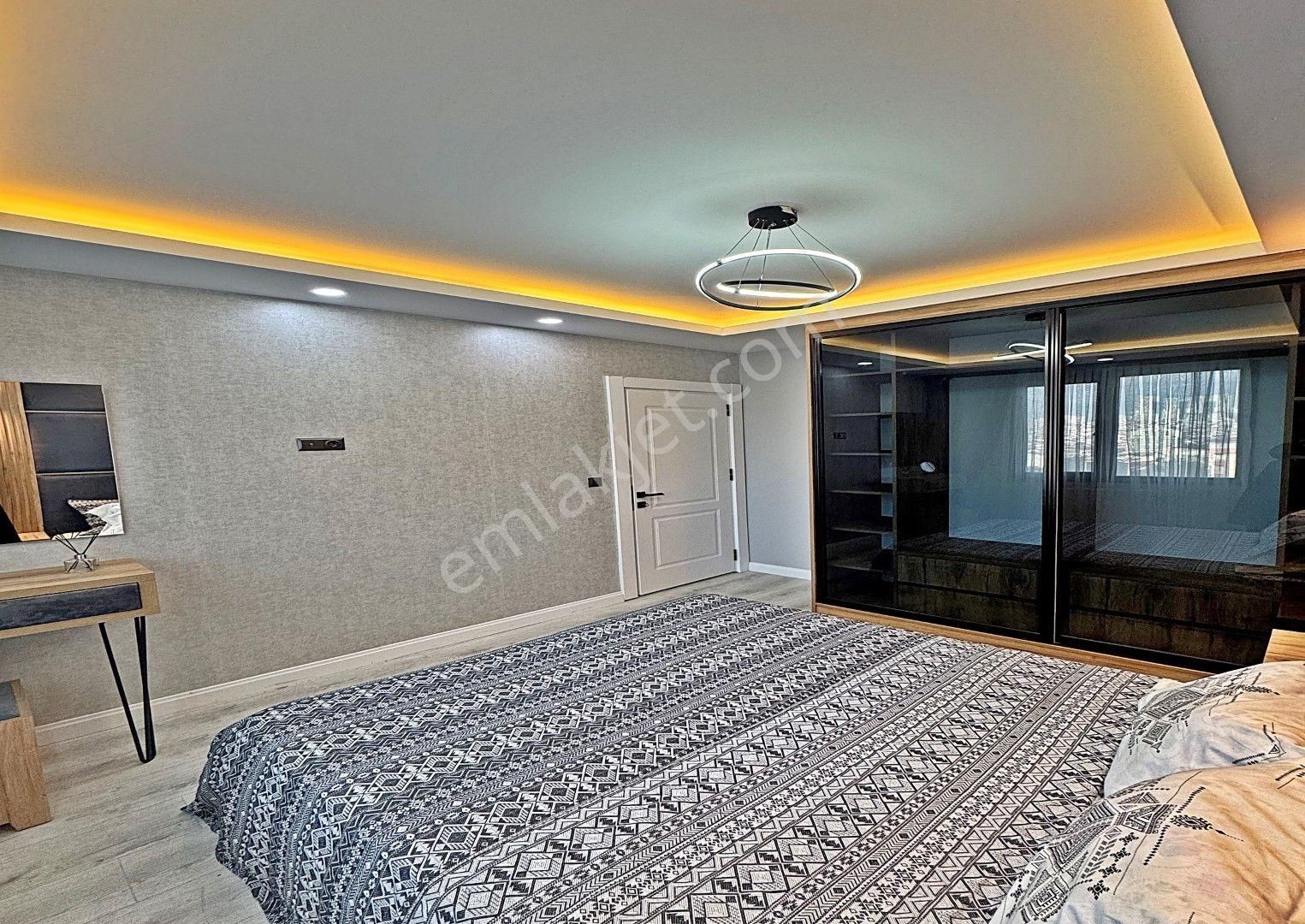 Metrobüs 10 Dk Sıfır Site İçi Geniş Güvenlikli Satılık 2+1 Daire - Görsel 2