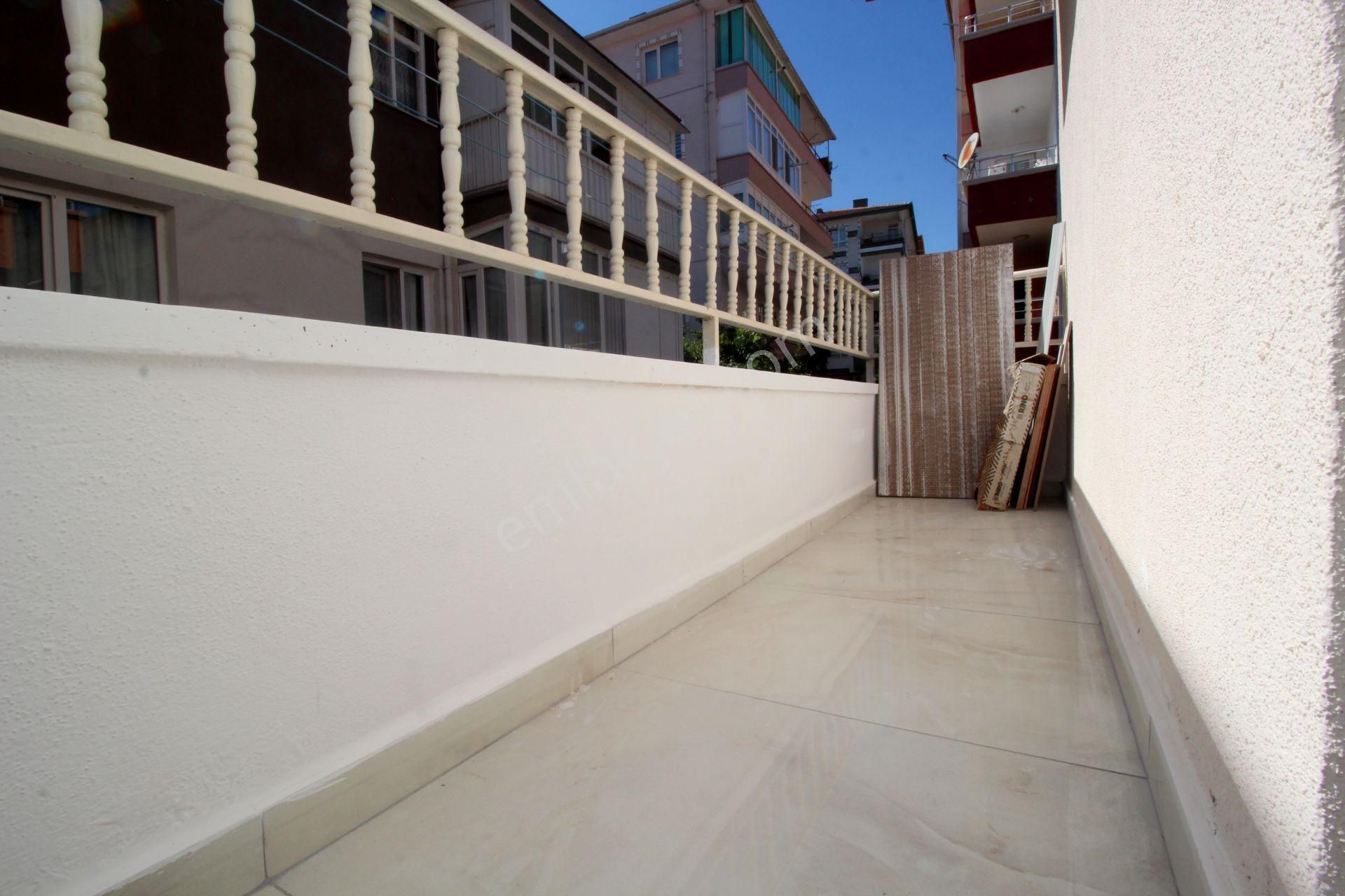 Emre Emlak'tan 30 Ağustos'da Arakat Full Yapılı 3+1 Satılık Daire - Görsel 12