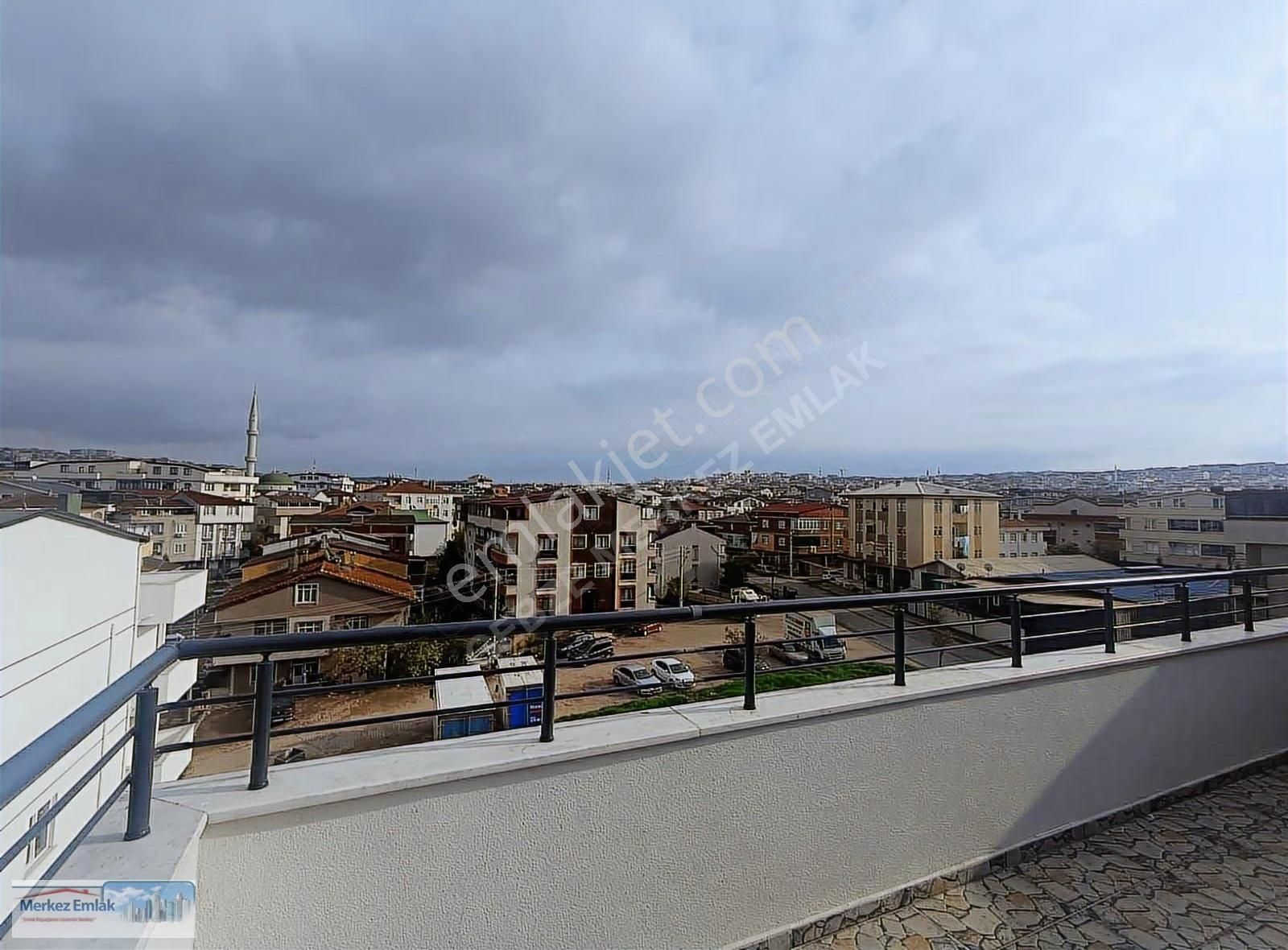 Merkez Emlâk Armağan'dan Lüx 5+1 Site İçinde Çift Mutfak Banyolu - Görsel 14