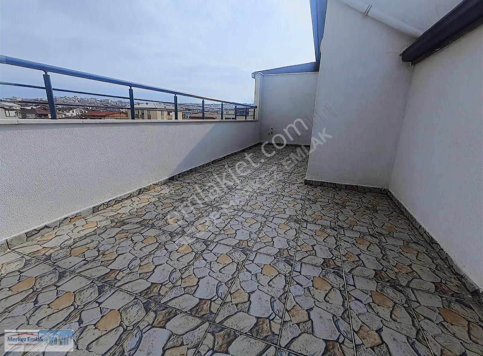 Merkez Emlâk Armağan'dan Lüx 5+1 Site İçinde Çift Mutfak Banyolu - Görsel 8