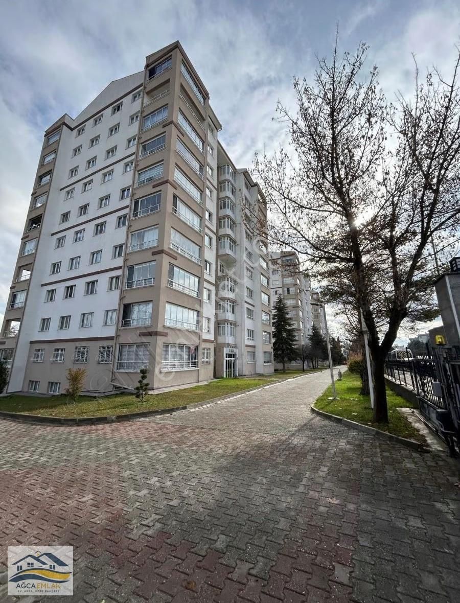 Metromall Yanında Tam Eşyalı Geniş 2+1 Kiralık Daire - Görsel 3