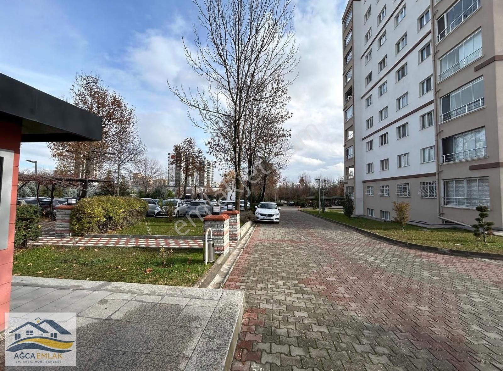 Metromall Yanında Tam Eşyalı Geniş 2+1 Kiralık Daire - Görsel 21