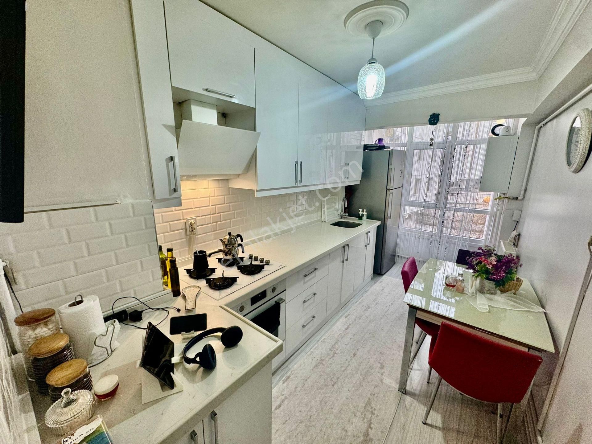 Köşk Mahallesi'nde Katta Full Yapılı 3+1 Daire! - Görsel 5