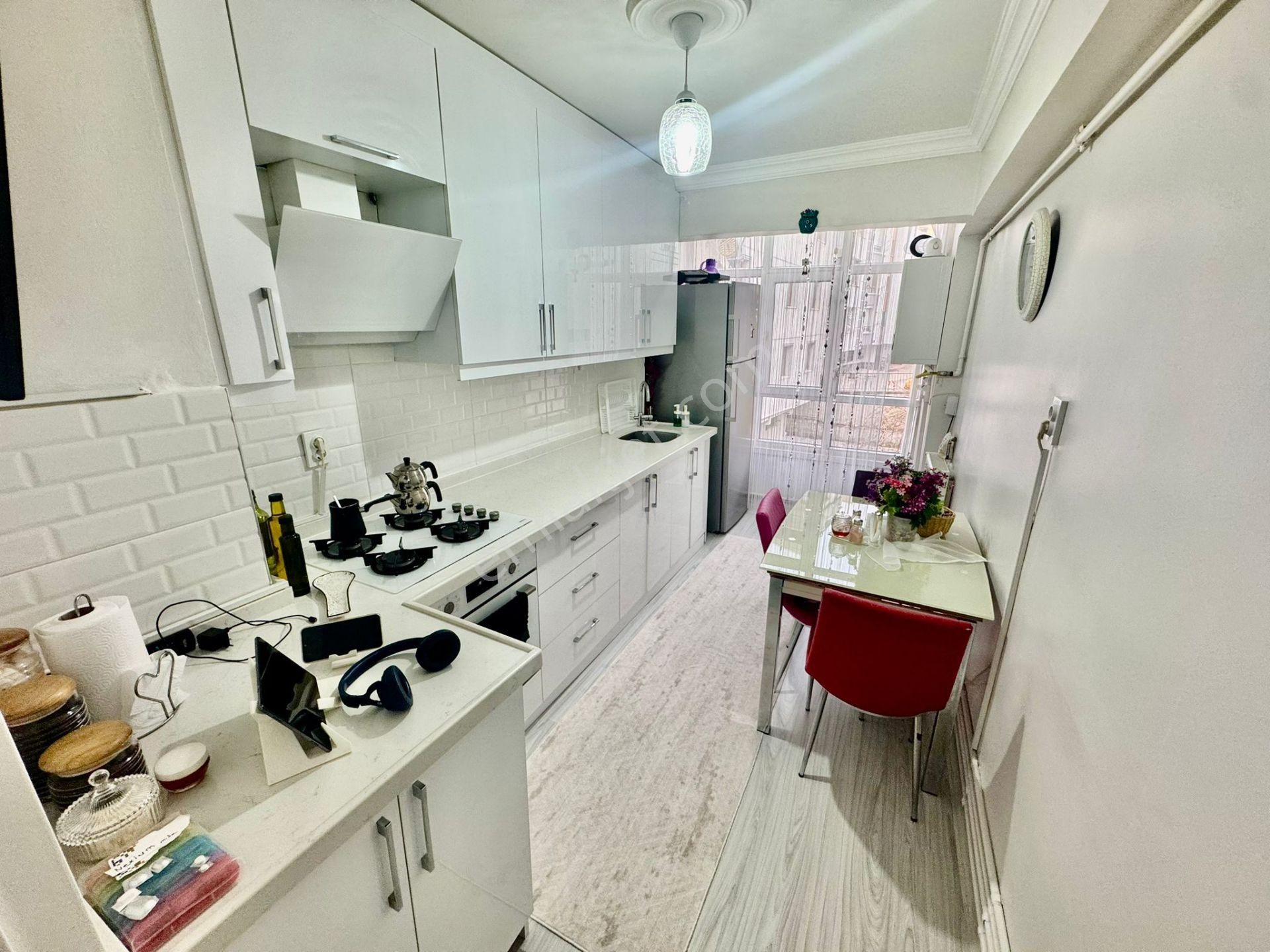 Köşk Mahallesi'nde Katta Full Yapılı 3+1 Daire!