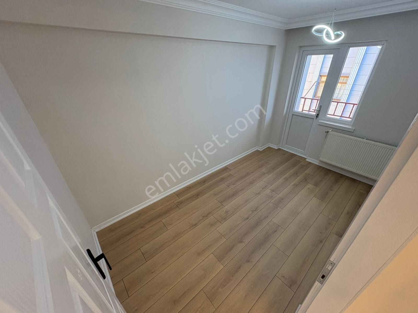 Topçu Mah 3+1 Bağımsız Katta Ön Cephe Ultra Lüx Yapılı Daire - Görsel 13