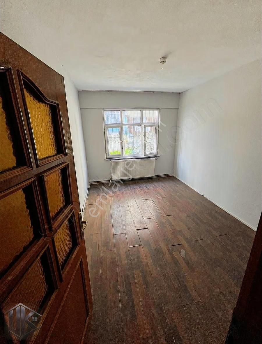 Satılık | Uğur Gayrimenkul'den Karayollarında 1+1 Ara Kat Daire - Görsel 12