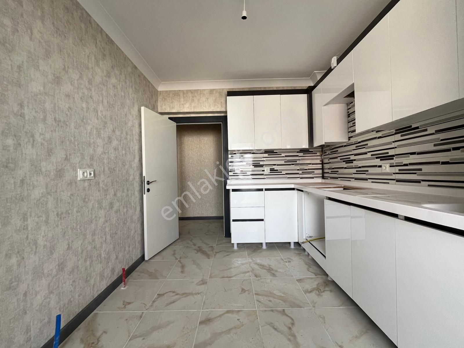 Keçiörende Evin Bizde Garanti Gayrimenkulden 3+1full Yapılı Sıfır Daire - Görsel 3