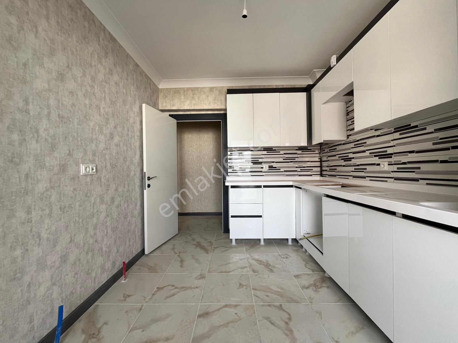 Keçiörende Evin Bizde Garanti Gayrimenkulden 3+1full Yapılı Sıfır Daire - Görsel 4