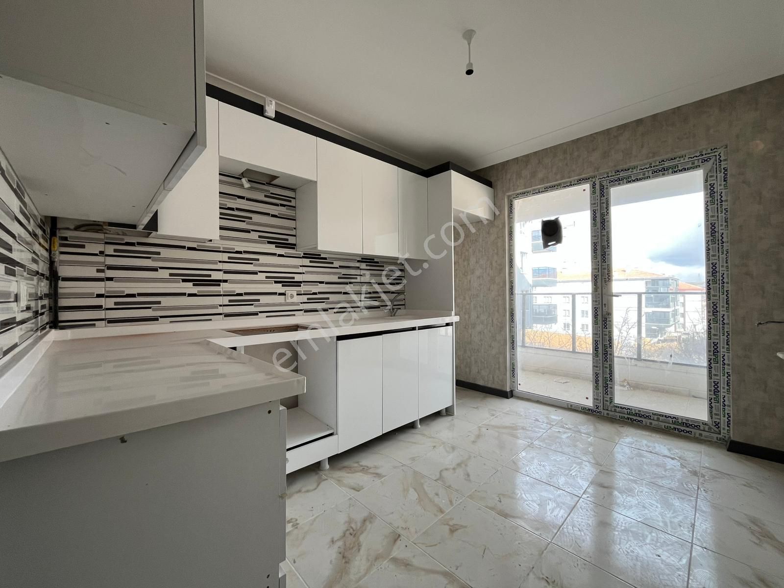 Keçiörende Evin Bizde Garanti Gayrimenkulden 3+1full Yapılı Sıfır Daire