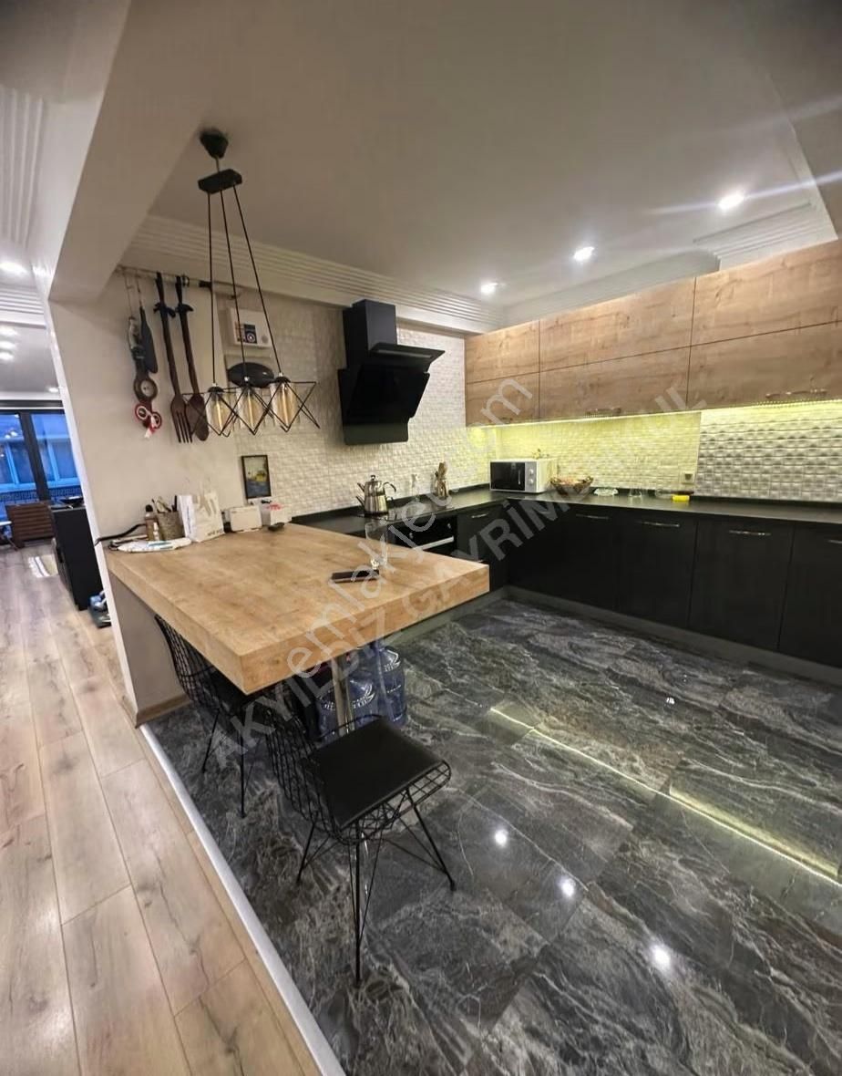 Valı Konagı Ve Cıty Avm Yürüme Mesafesinde - Görsel 10