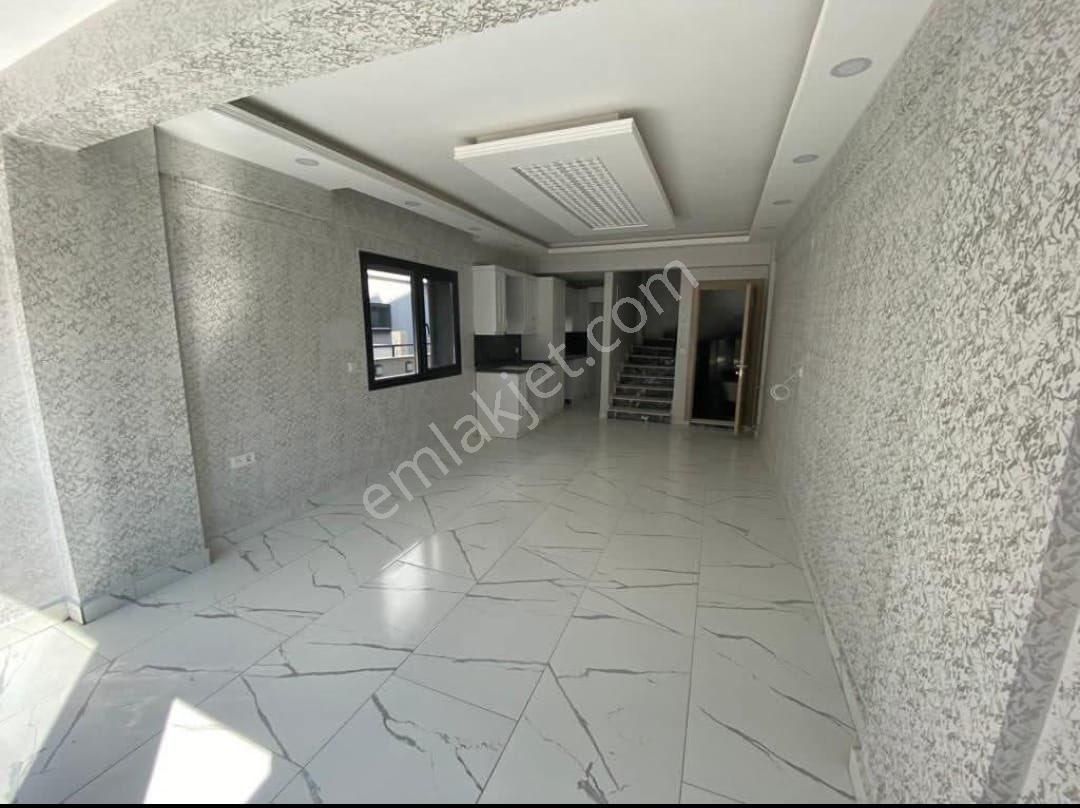 Gökçenden Ortamahallede Denize 300 Metre 3+1 Tripleks Villa - Görsel 2