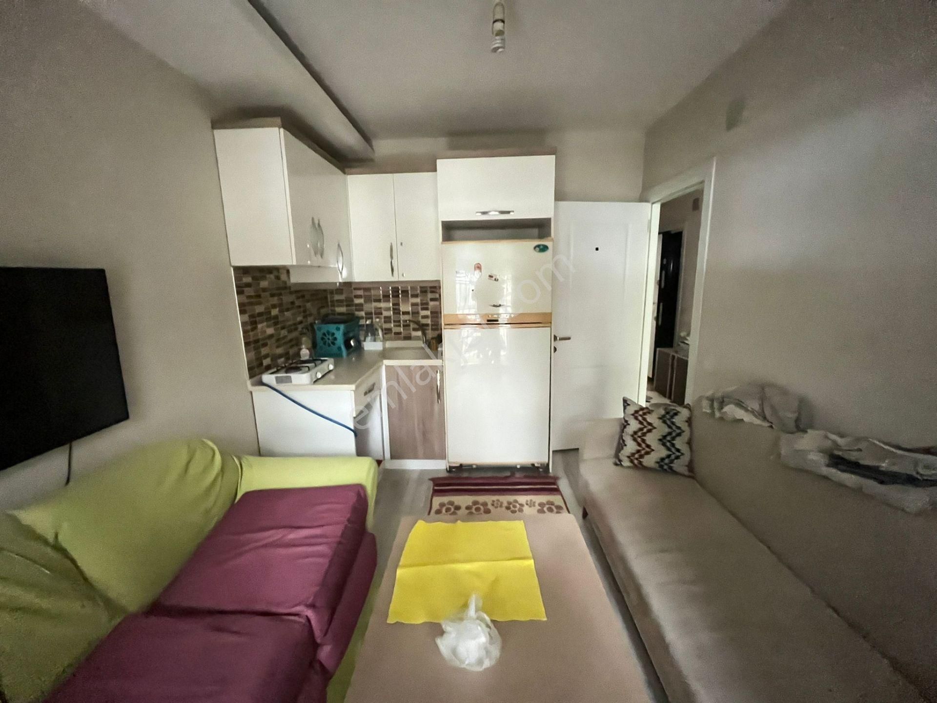 Ergünden Hürriyette Özel Bahçeli Çift Banyo Satılık 1+1 Daire - Görsel 2