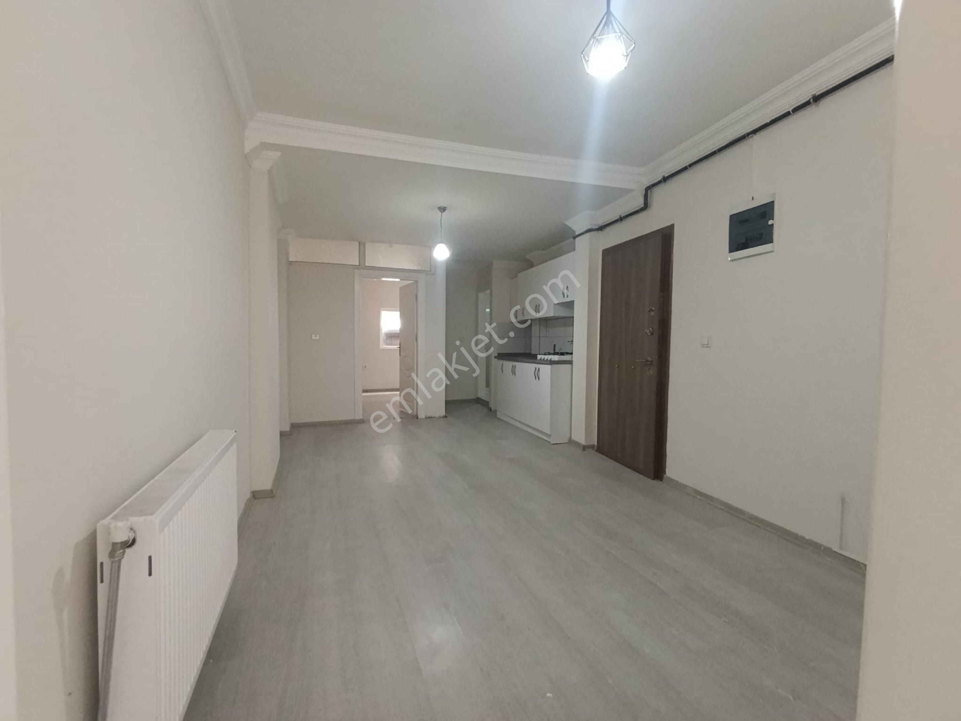 Joker'den 2+0 55m2 İçi Sıfırdan Revize Olmuş Tek Tapu Çift Apart - Görsel 6