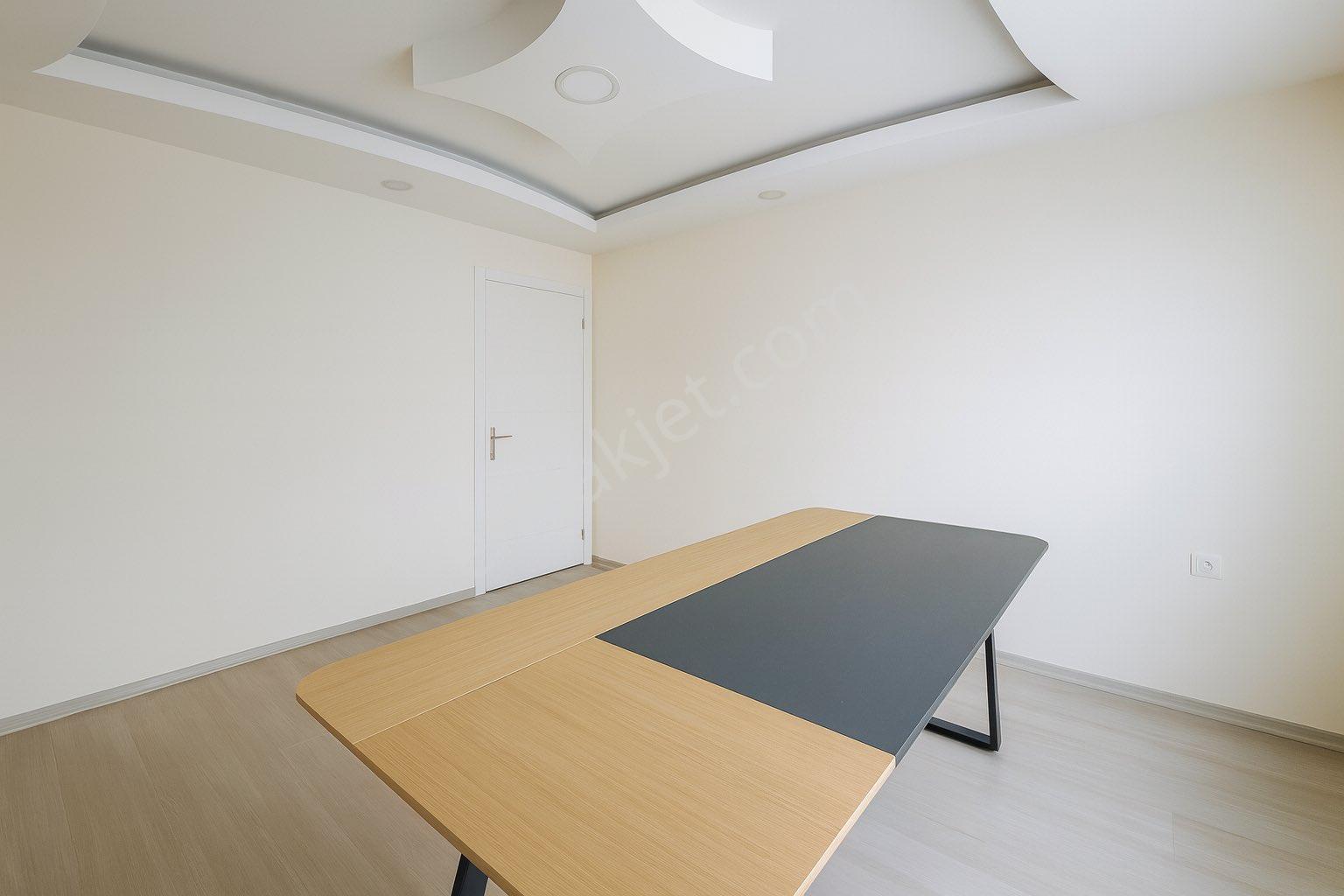 Turvilla'dan Muratpaşa Balbey Göçer İşhanında 1+1 Kiralık Ofis - Görsel 15