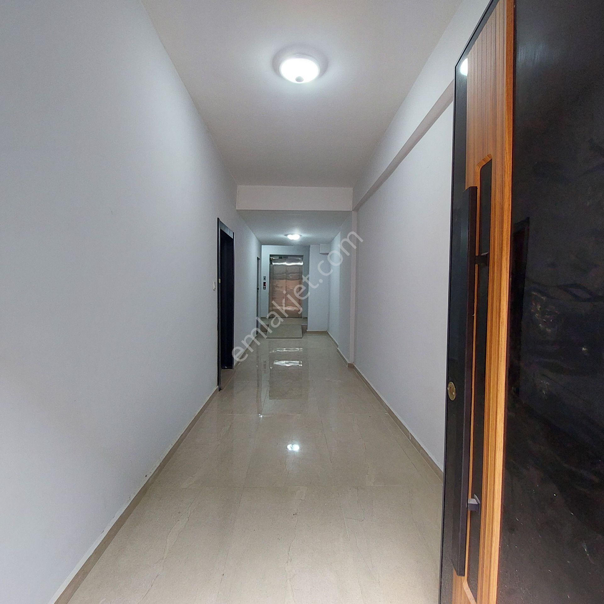 Menemen Ulukent 'te 103 M² Brüt Satılık Sıfır 2+1 Daire - Görsel 3
