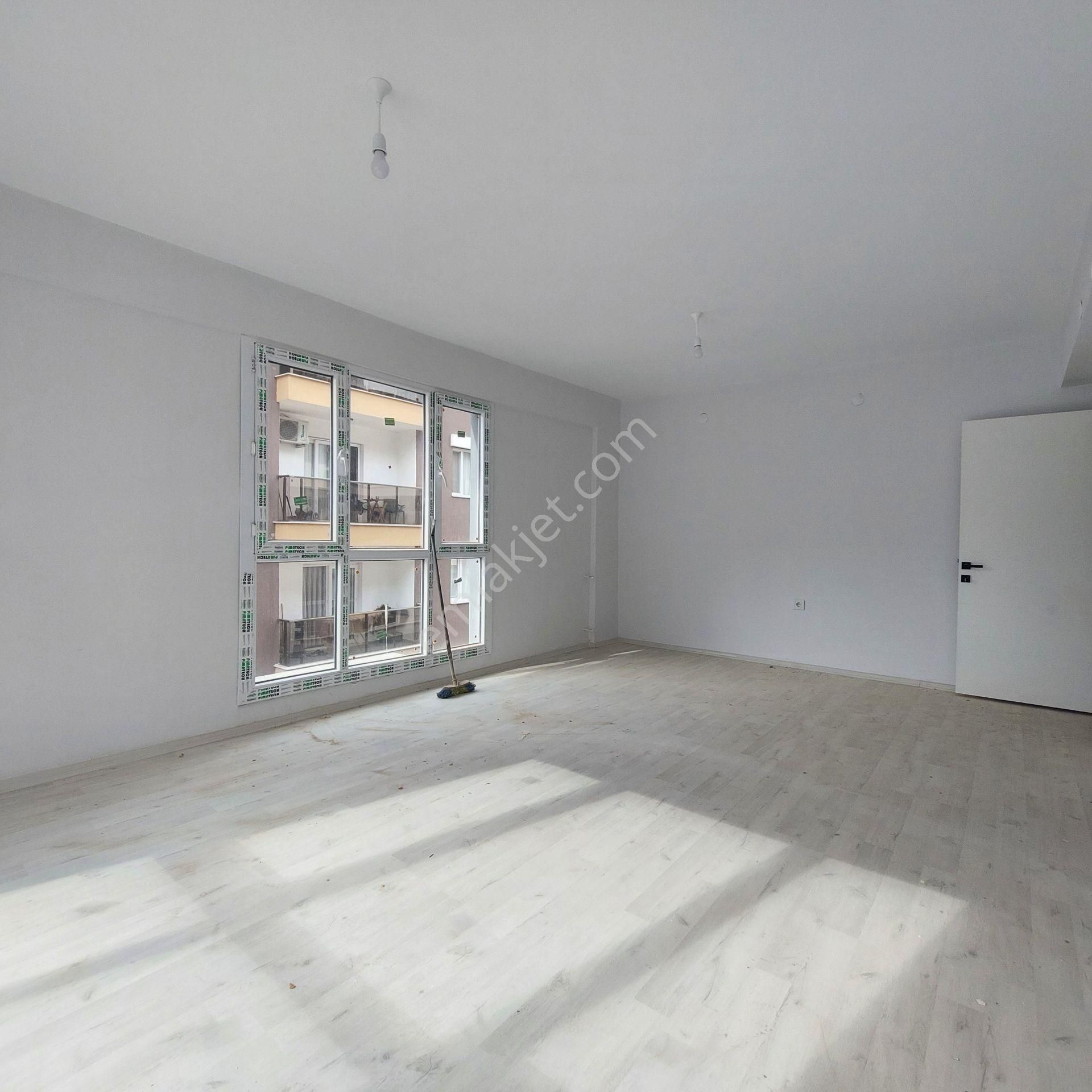 Menemen Ulukent 'te 103 M² Brüt Satılık Sıfır 2+1 Daire - Görsel 8