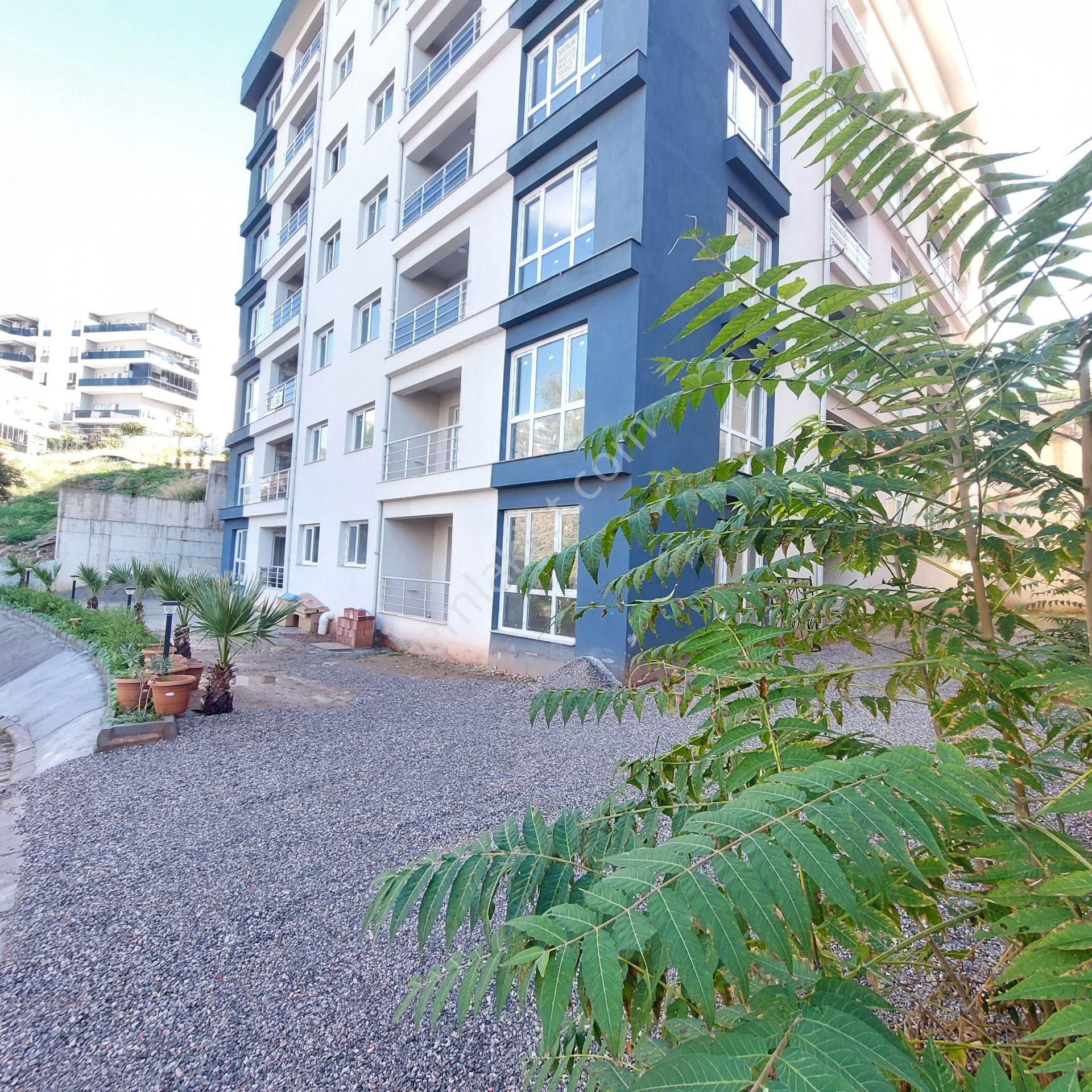 Menemen Ulukent 'te 103 M² Brüt Satılık 2+1 Daire