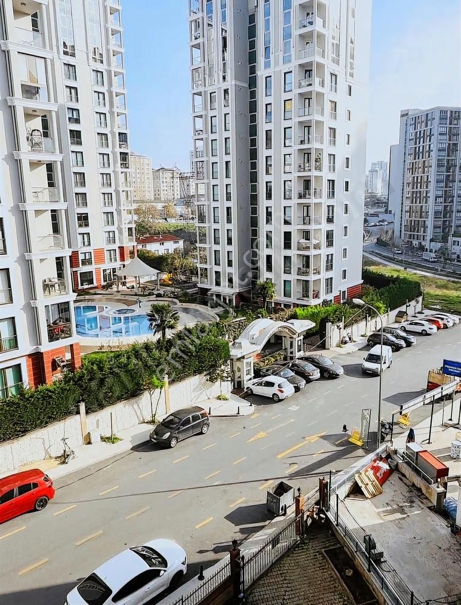 Merkezi Lokasyonda Geniş Kullanımlı Balkonlu Kiralık 3+1 Daire - Görsel 17