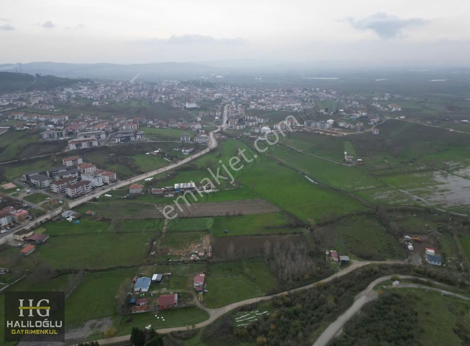 İlçe Merkezinin Ortasında 1400m2 Yatırıma Çok Uygun Tarla - Görsel 8