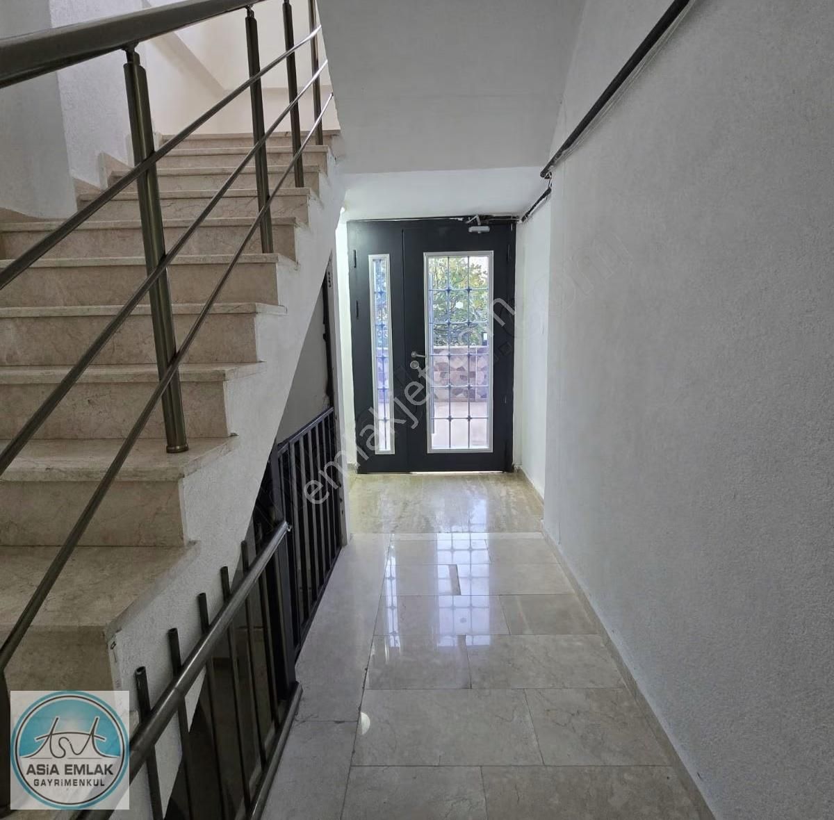 Marmaraya Yakın Genç Binada 2+1 - Görsel 9