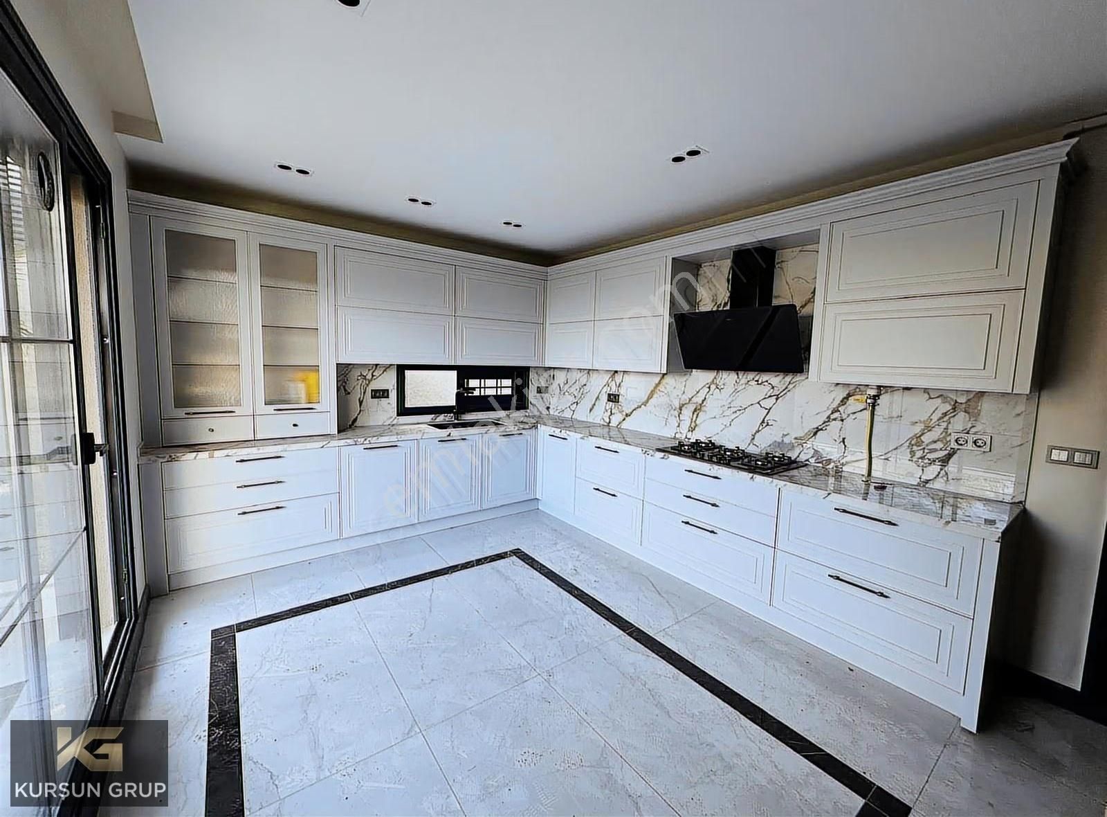 Kurşun Grup'tan Keçiliköyde Doğa İle İç İçe Mükemmel Lüx Villa - Görsel 13