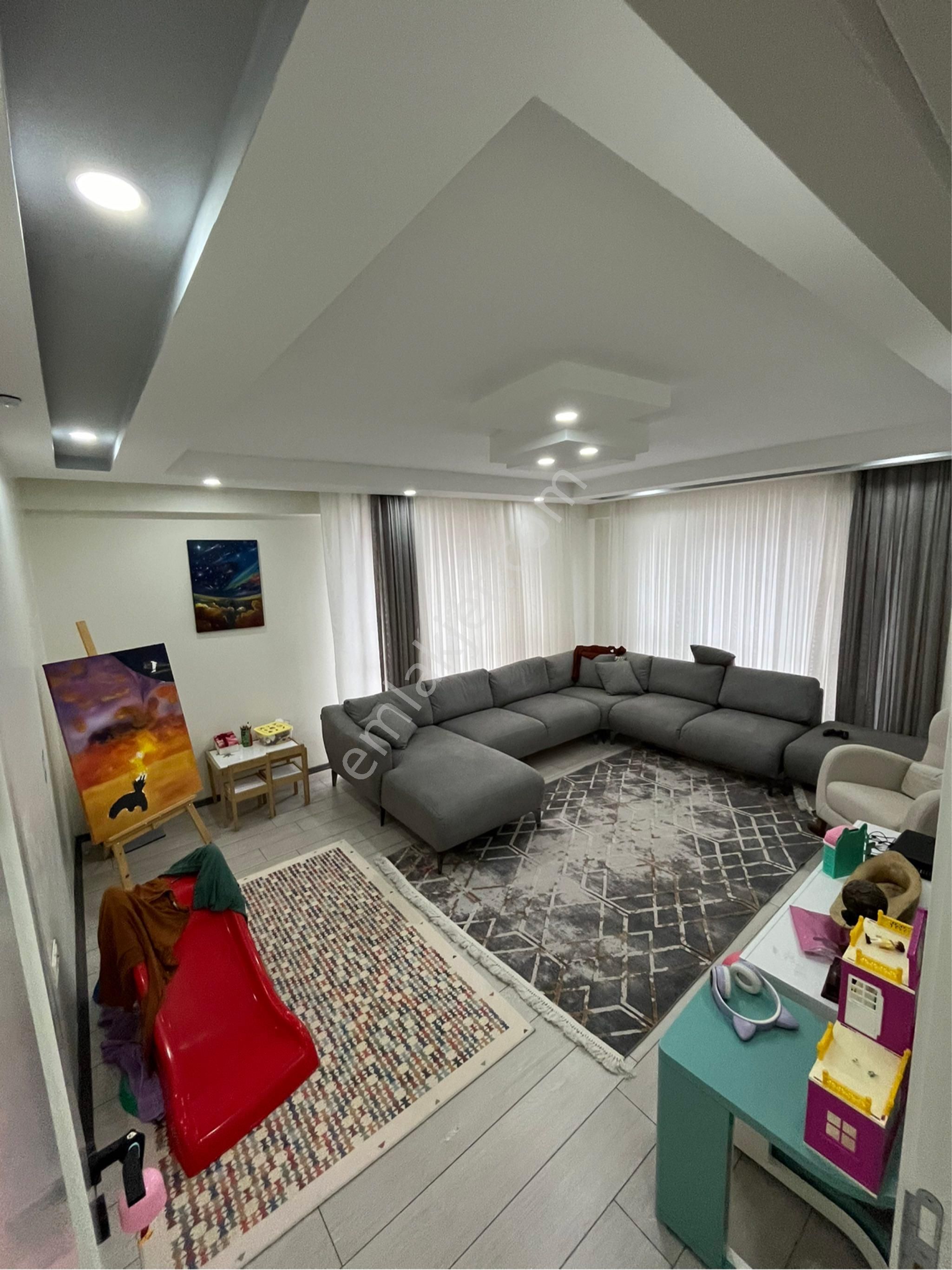 Sahibinden | Çamlıca’da | Köşe & Ara Kat | 3 Yıllık | Özel Garajlı | İskanlı - Görsel 23