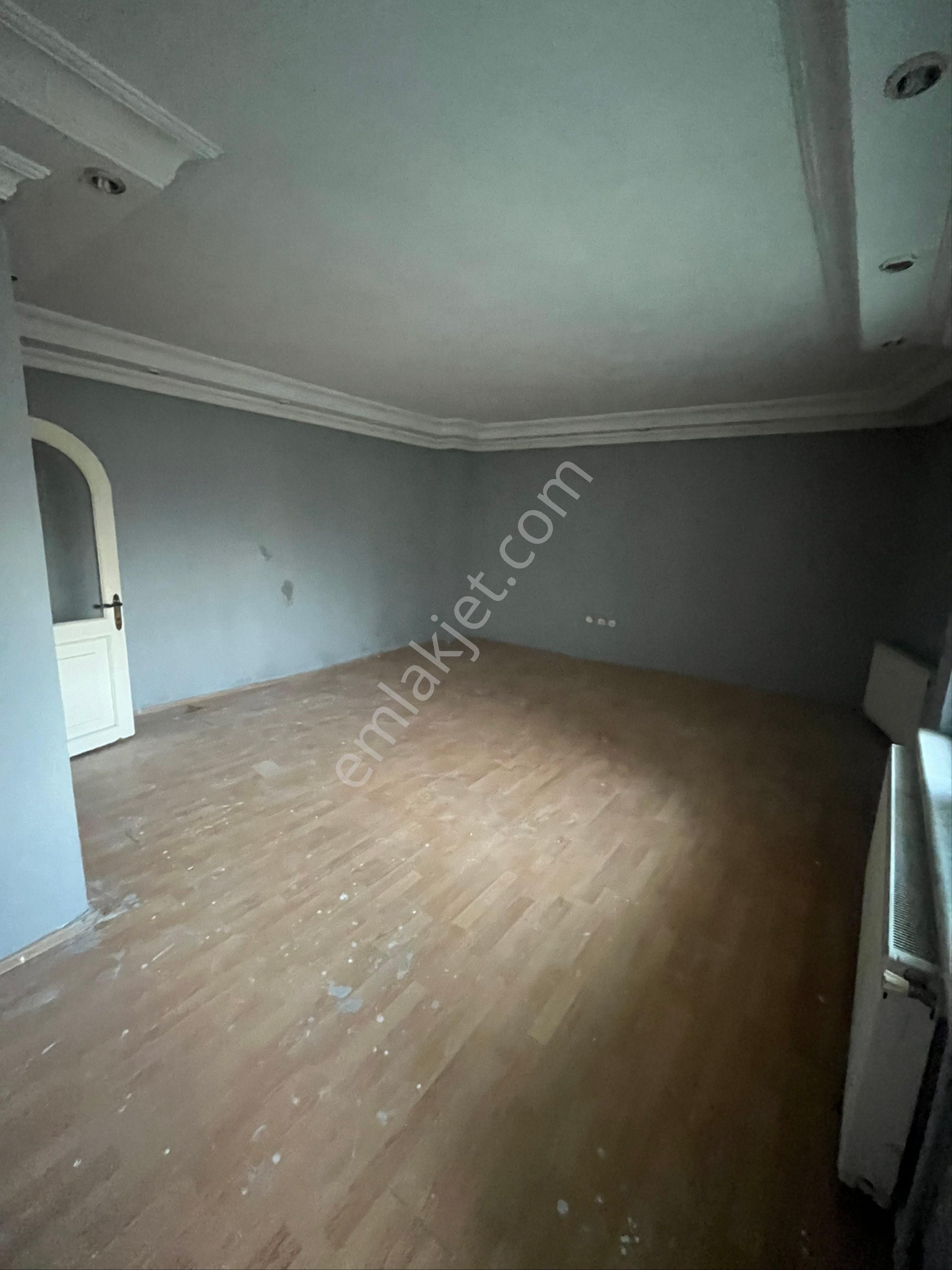 Ay Real'den Finansmerkezi İle Karşıkarşıya Cadde Üstü 3+1 Geniş Kiralık Daire - Görsel 3