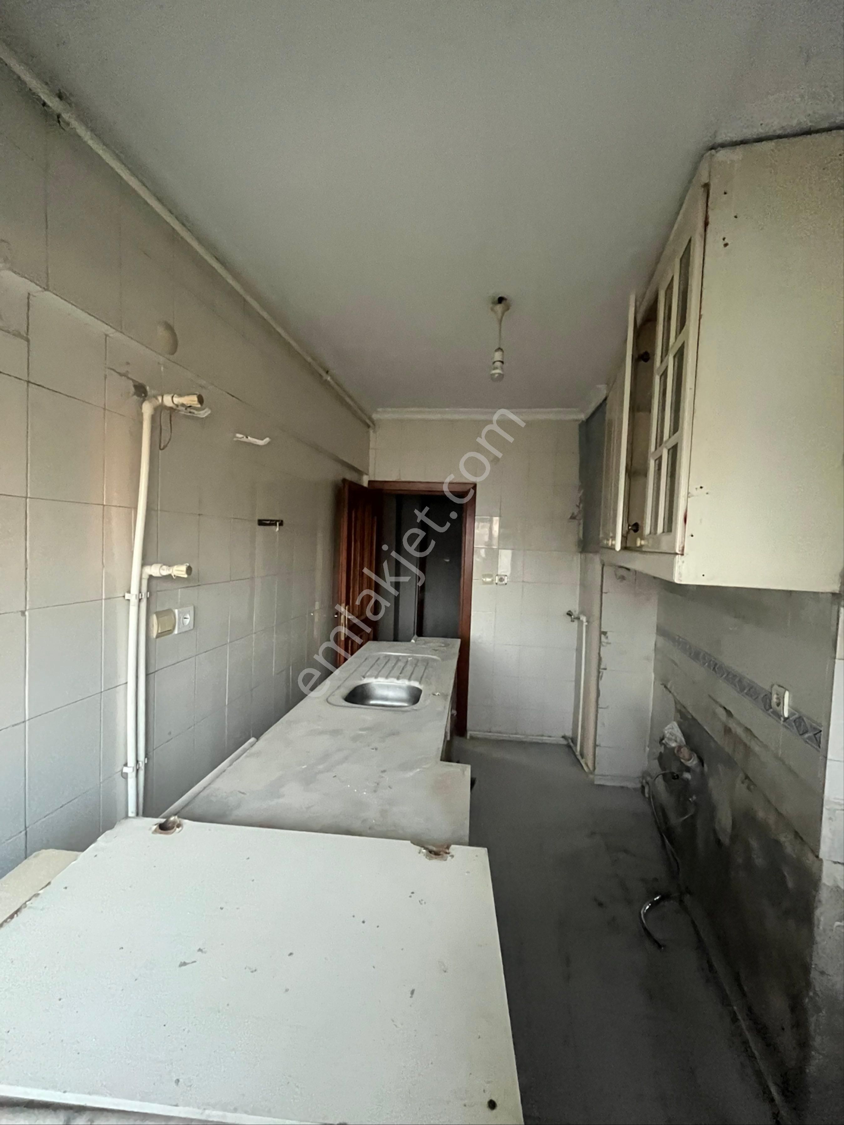 Ay Real'den Finansmerkezi İle Karşıkarşıya Cadde Üstü 3+1 Geniş Kiralık Daire - Görsel 23