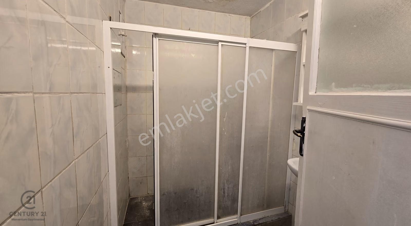 Metrobüse 5 Dakika Balkonlu 2+1 Geniş Daire - Görsel 17