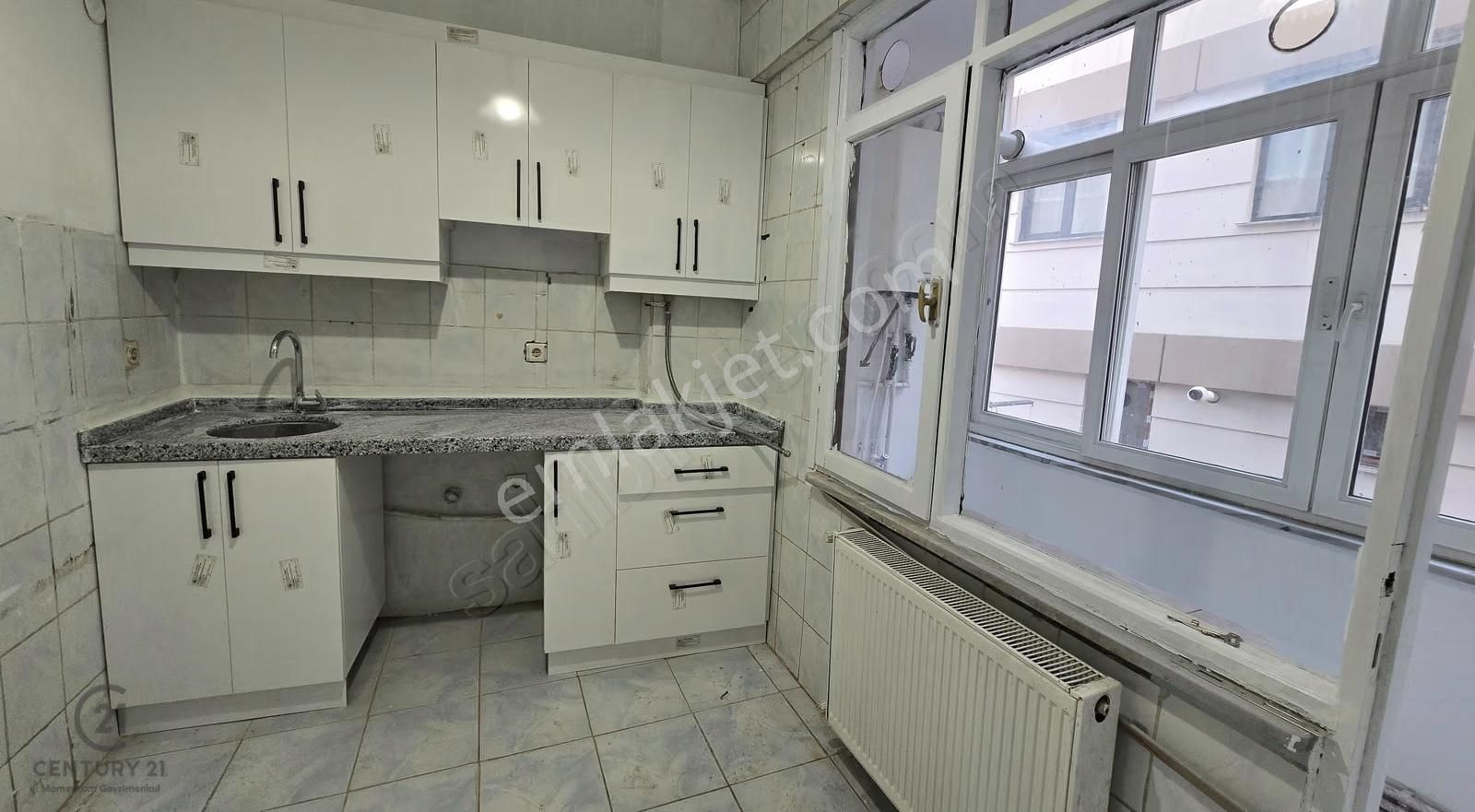 Metrobüse 5 Dakika Balkonlu 2+1 Geniş Daire - Görsel 34