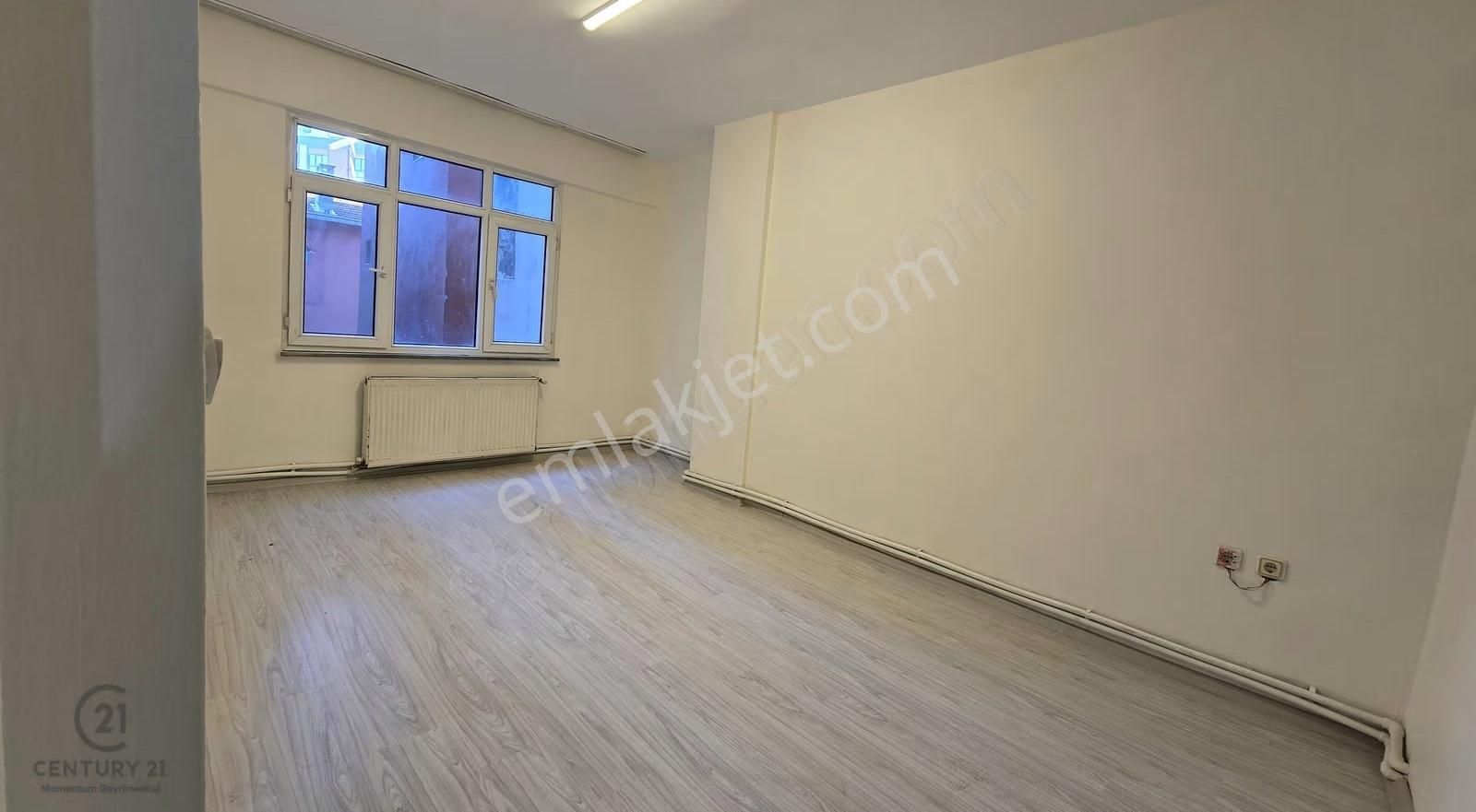 Metrobüse 5 Dakika Balkonlu 2+1 Geniş Daire - Görsel 21