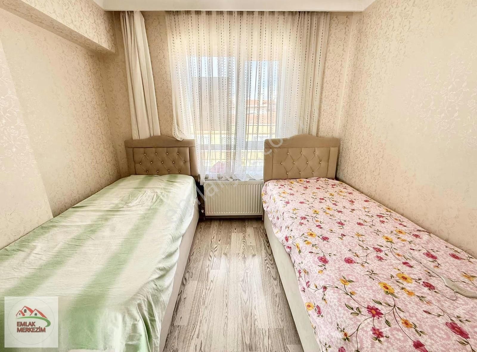 Emlak Merkezim'den Beşikkayada Teras Balkonlu 3+1 4.kat Full Ful - Görsel 8