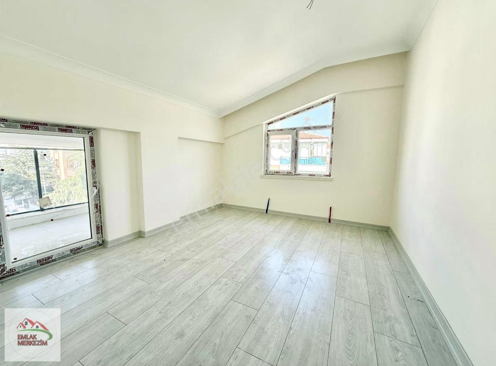 Emlak Merkezim'den Battalgazide Cadde Üzerinde 6+2 Sıfır Dublex - Görsel 22