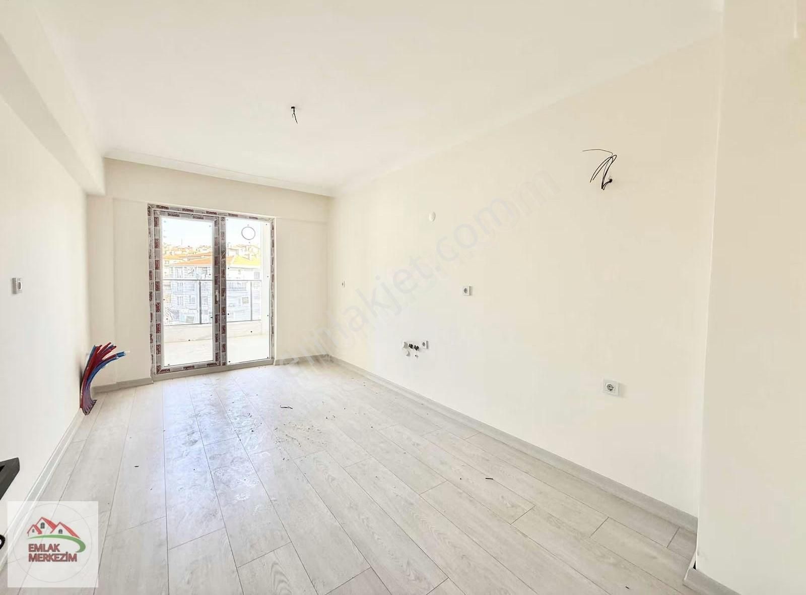 Emlak Merkezim'den Battalgazide Cadde Üzerinde 6+2 Sıfır Dublex - Görsel 28