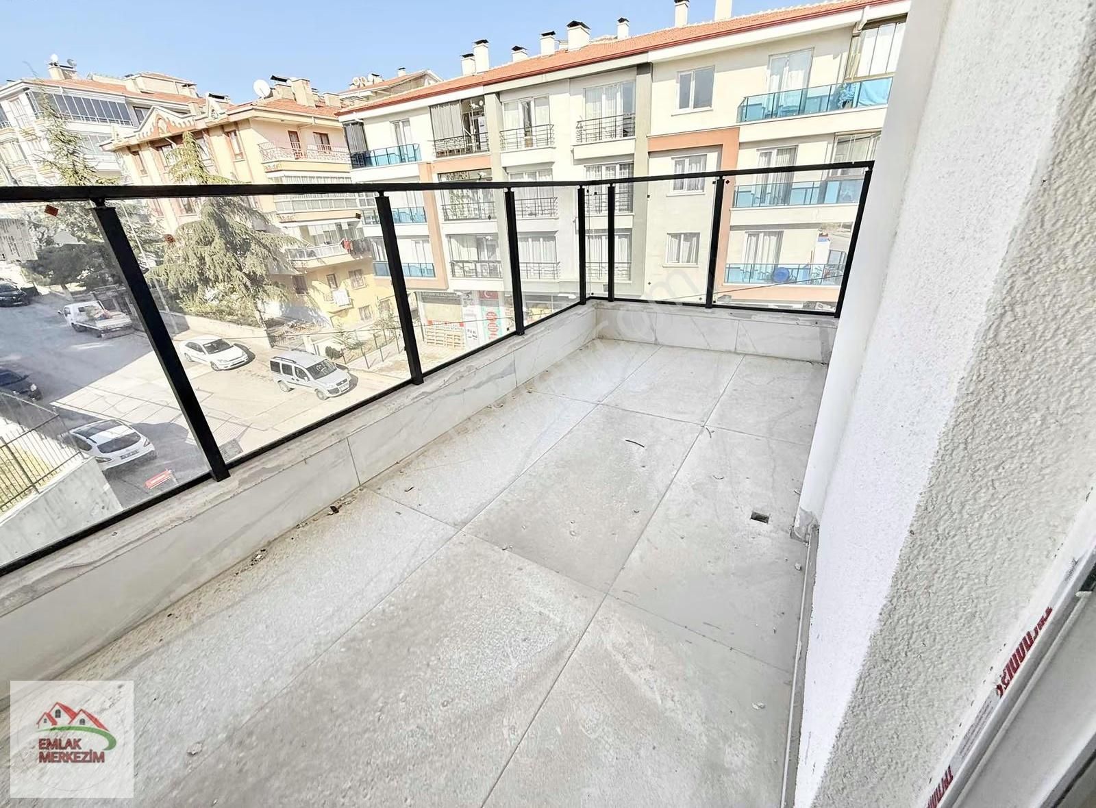 Emlak Merkezim'den Battalgazide Cadde Üzerinde 6+2 Sıfır Dublex - Görsel 15