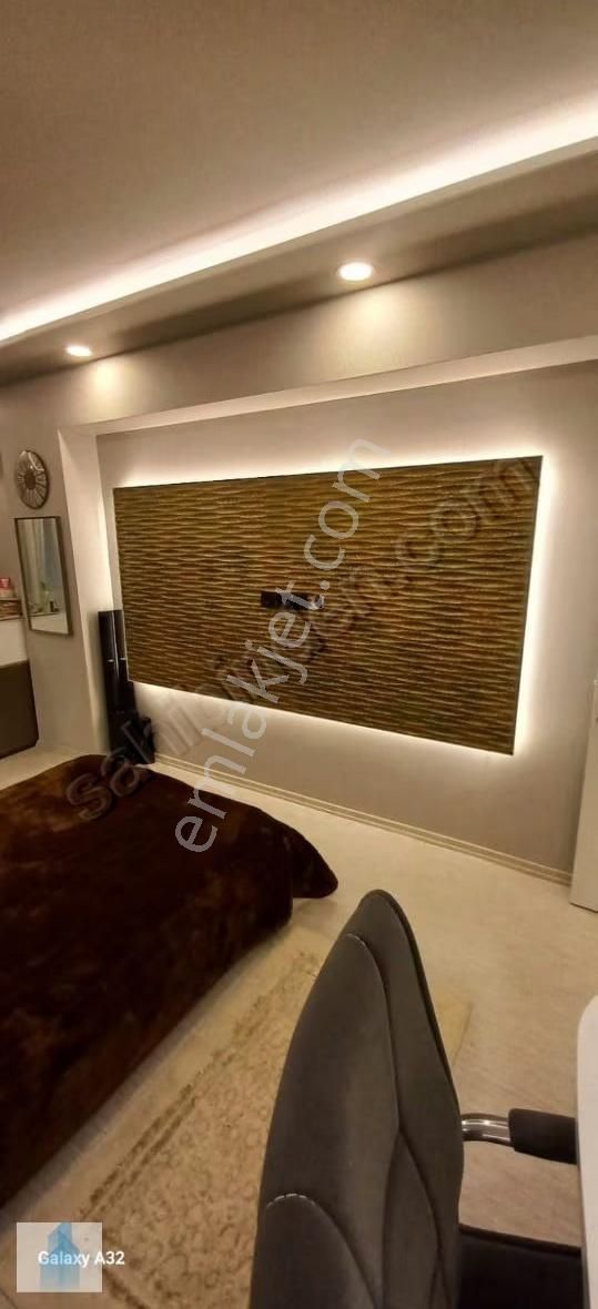 Bağcılar Merkez De Satılık 3+1,130m2 Lüks Daire +teras Ve Kiler - Görsel 3