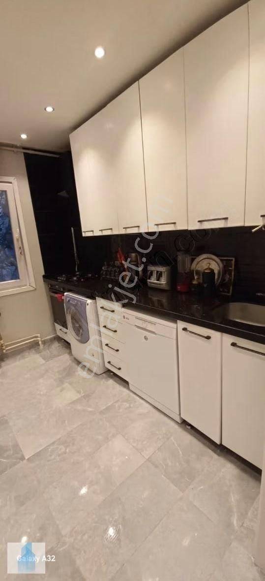 Bağcılar Merkez De Satılık 3+1,130m2 Lüks Daire +teras Ve Kiler - Görsel 10