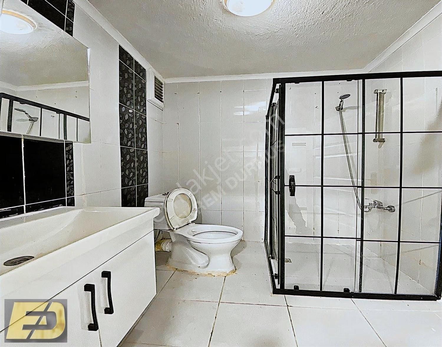 Kaçmaz Fırsat!!! Güzelyurt'da Metrobüse 5dk 2+1 Bahçe Katı - Görsel 9