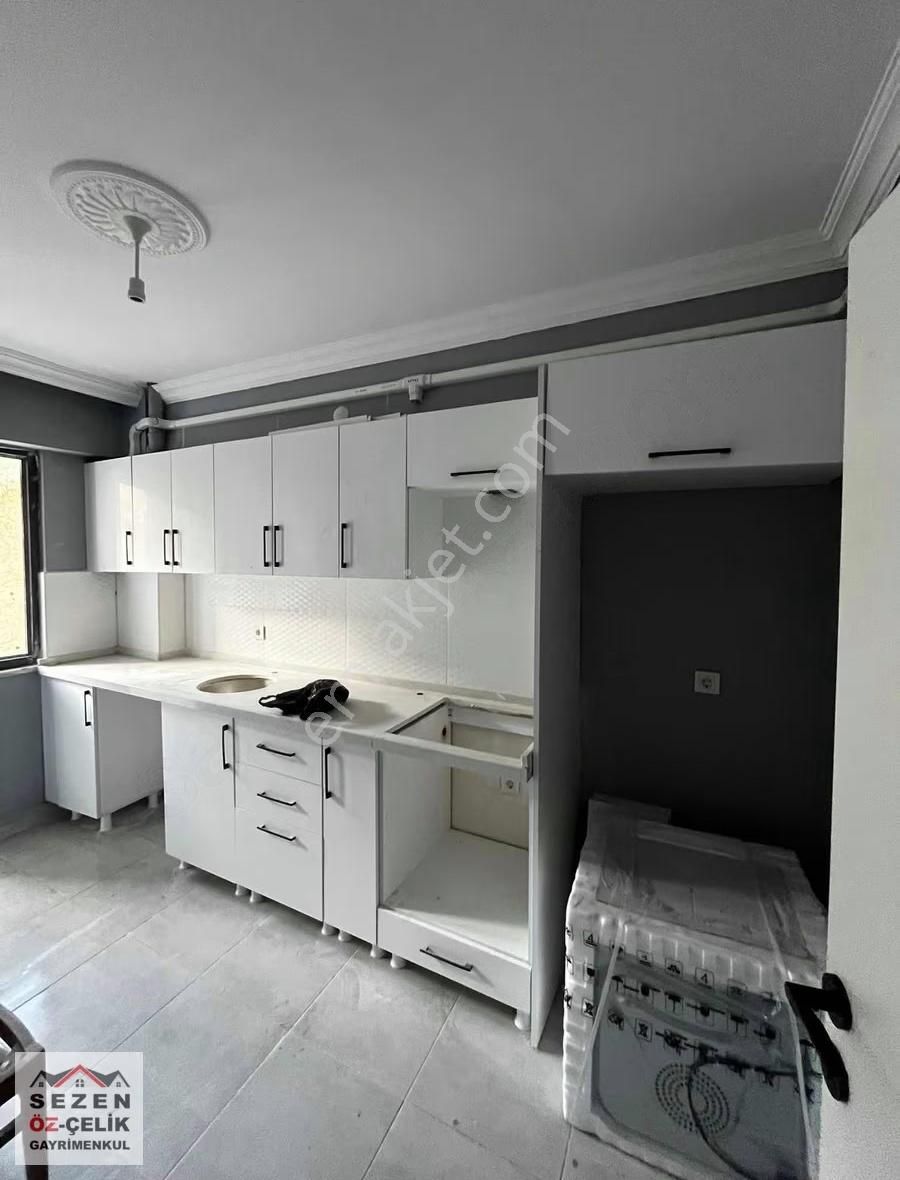 Çanakkale Biga Hamdibey Mahallesinde Kiralık 2+1 Daire - Görsel 2