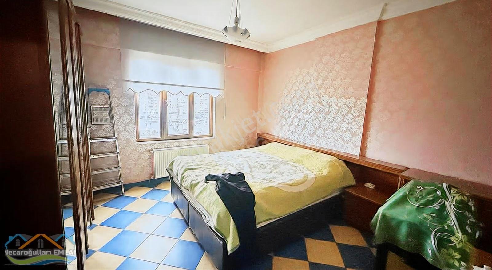 Necaroğullarından Dubleks 5+1 Ve 120m2 Teraslı Daire - Görsel 14