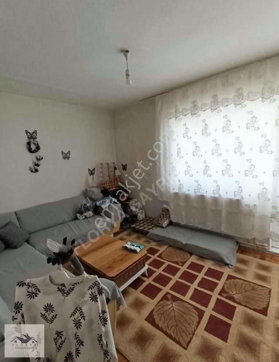 Florya Gayrimenkulden Satılık 2+1 Daire - Görsel 7