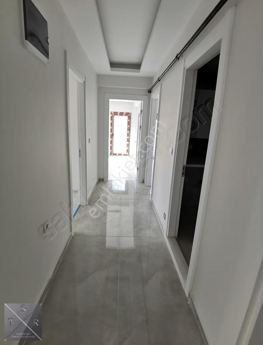 Koyundere Merkezde Kiralık Doğalgazlı Büyük 3+1 Köşe Daire - Görsel 26