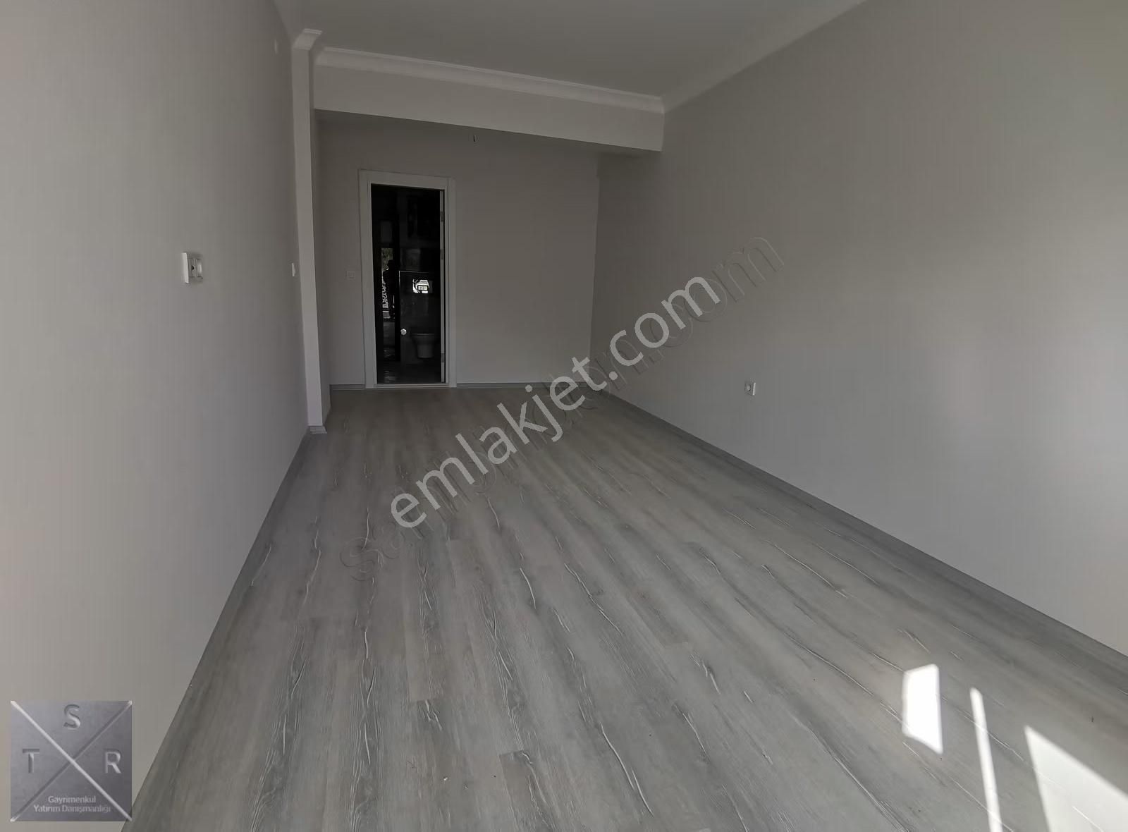 Koyundere Merkezde Kiralık Doğalgazlı Büyük 3+1 Köşe Daire - Görsel 17