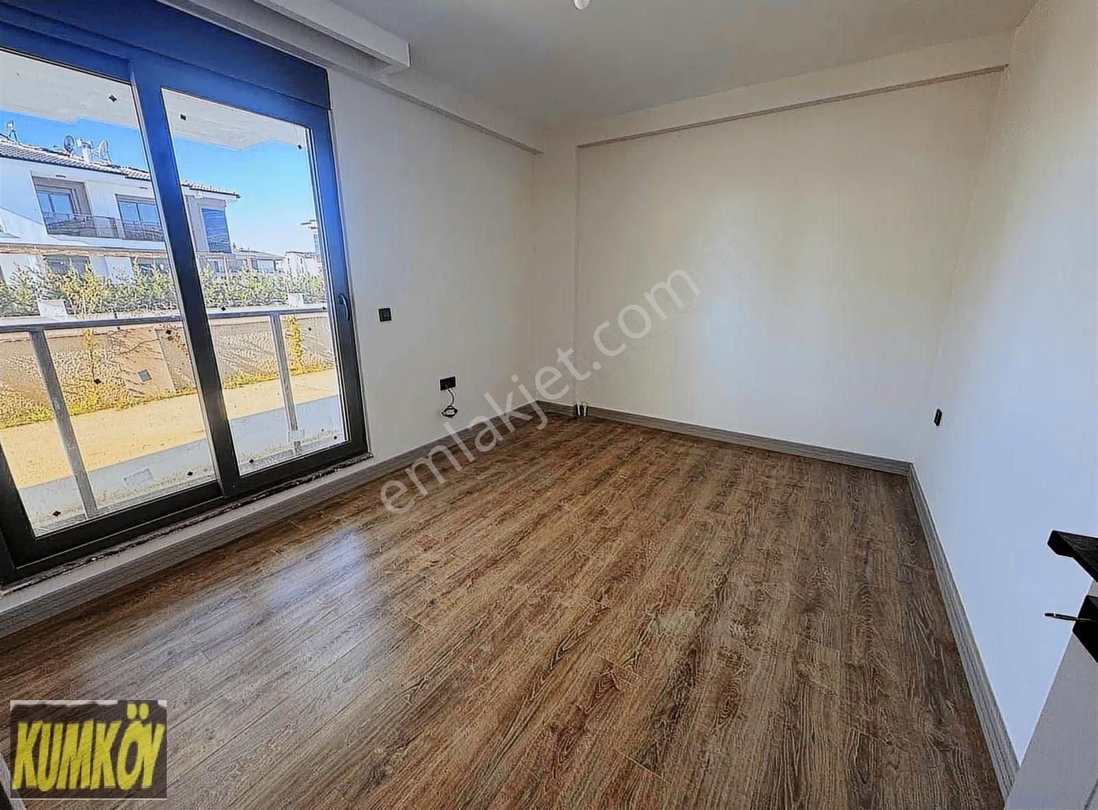 Denize 1 Km Mesafede Site İçerisinde 2+1 Kiralık Daire - Görsel 9