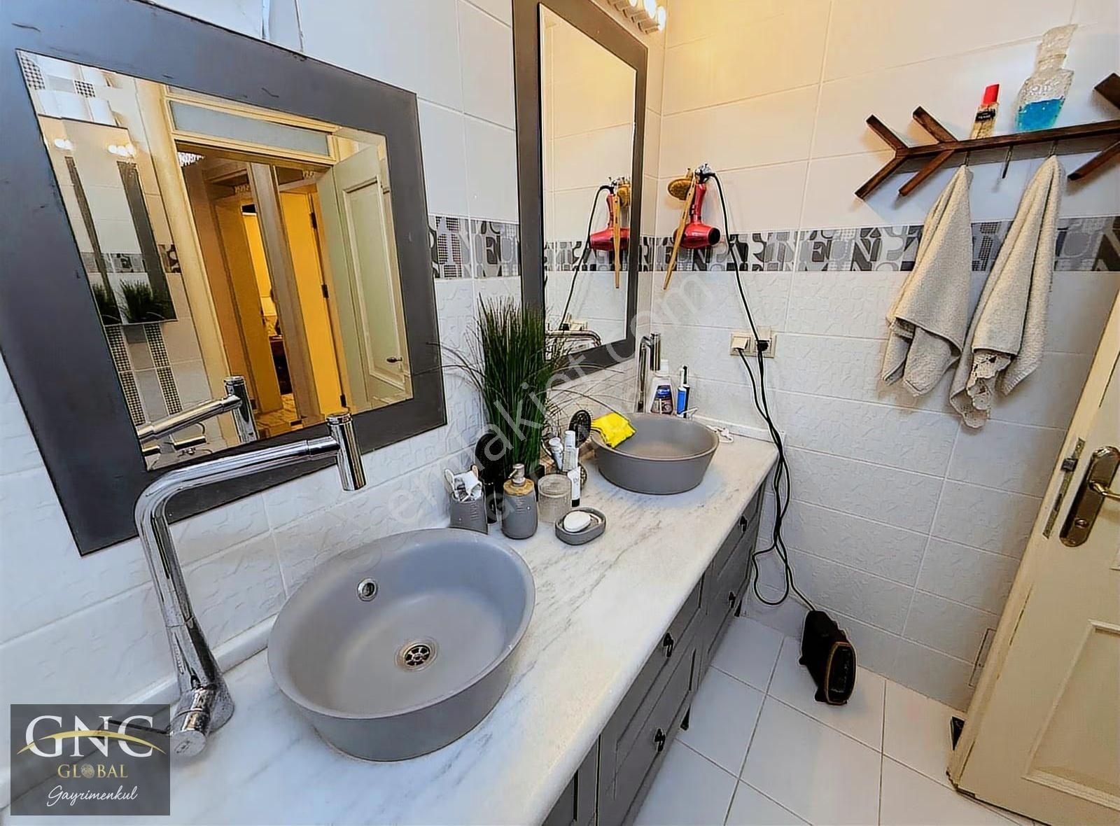 Kemer Çamyuva'da 4+1 Eşyalı Havuzlu Tripleks Satılık Lüks Villa - Görsel 21