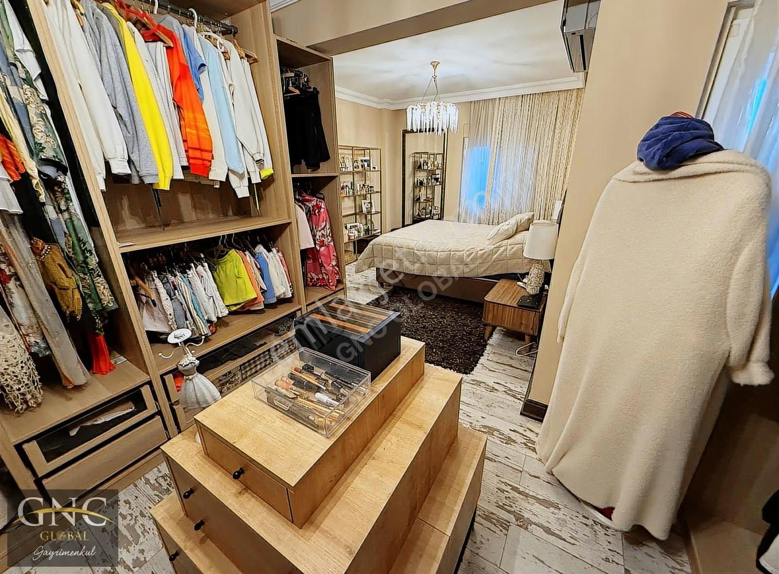 Kemer Çamyuva'da 4+1 Eşyalı Havuzlu Tripleks Satılık Lüks Villa - Görsel 18