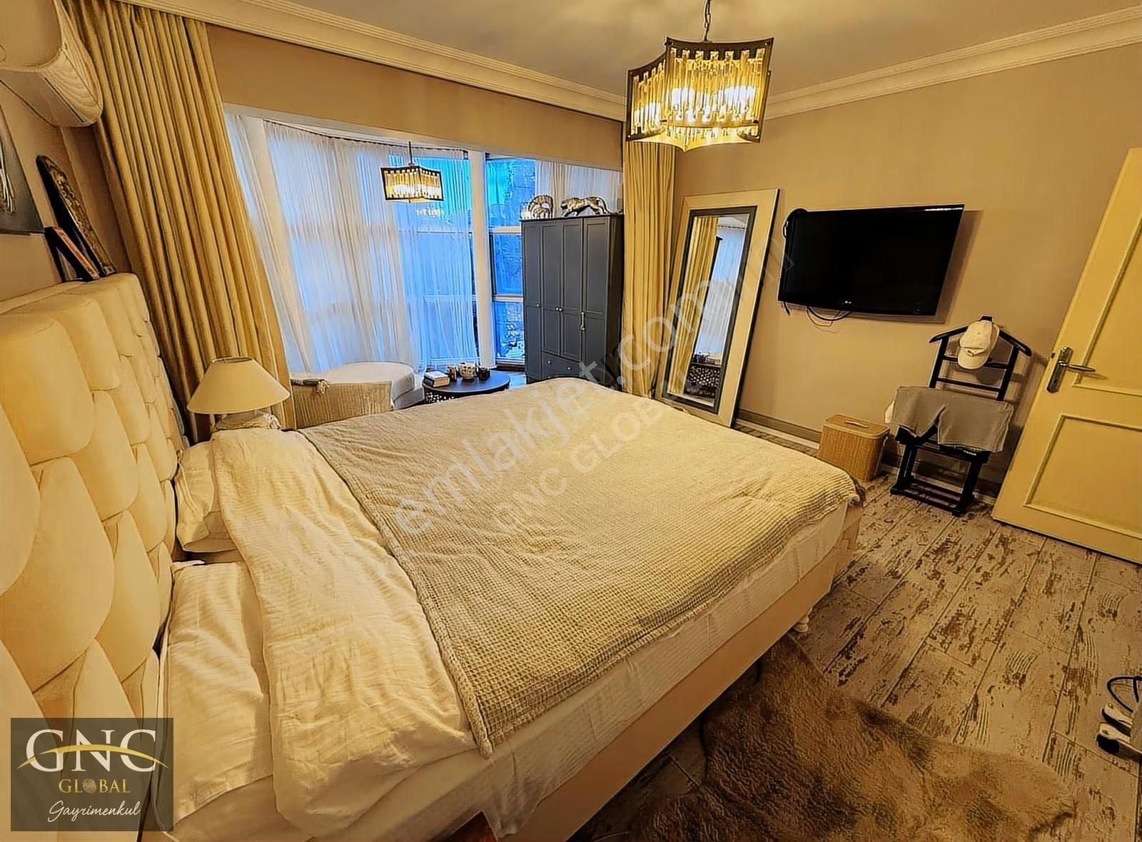 Kemer Çamyuva'da 4+1 Eşyalı Havuzlu Tripleks Satılık Lüks Villa - Görsel 35