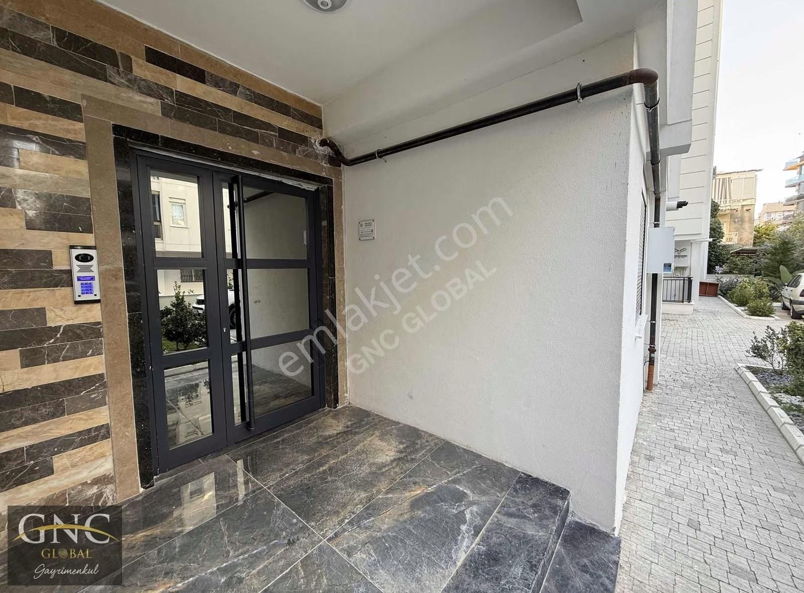 Sinan Mah. Site İçinde Satılık 1+1 Daire - Görsel 3