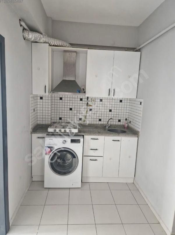 Yenibağlar'da Full Eşyalı Sahibinden Abonelikleri Açık 1+1 - Görsel 6